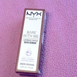 NYX Bare With Me Luminous Tinted Skin Serum in Universal Deep new in box